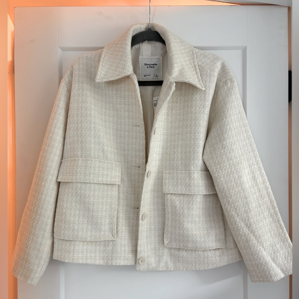 Abercrombie & Fitch cropped cream tweed jacket